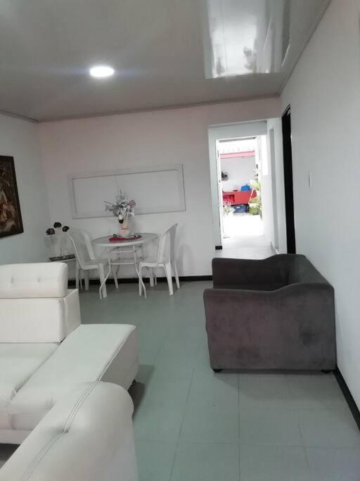 Apartamento Aura Кали Экстерьер фото